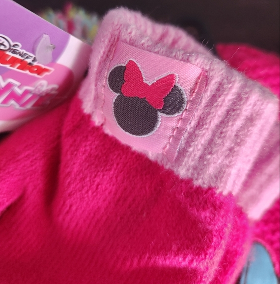 Disney Minnie Mouse Hat and Mittens Set - Picture 3 of 5